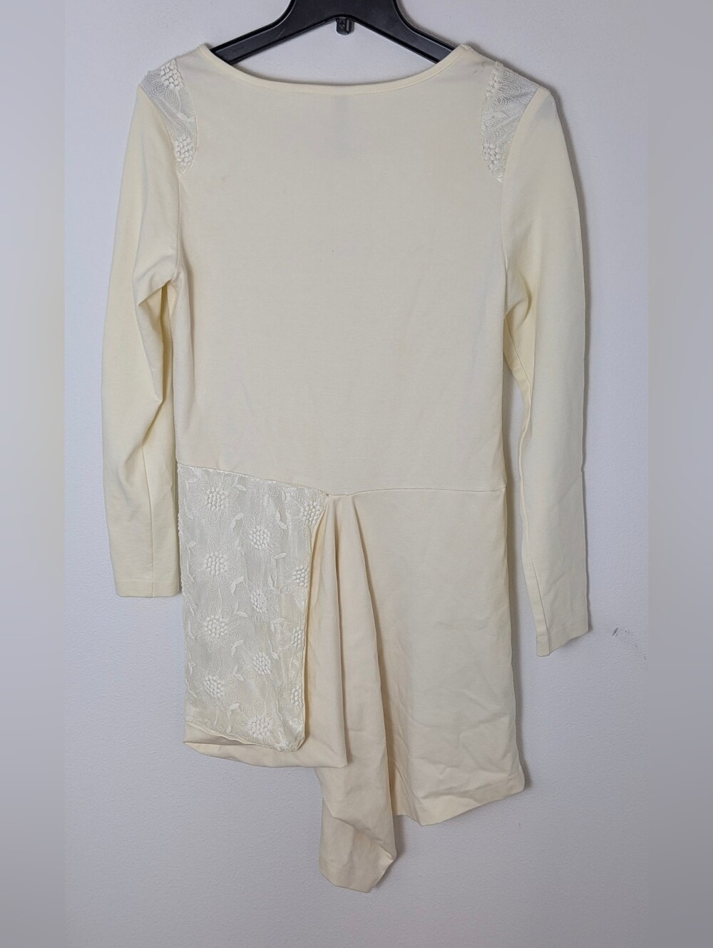 Honey Egg Asymmetrical White Lace Mini Dress Size S/M Long Sleeve Side Lace New - Picture 5 of 13